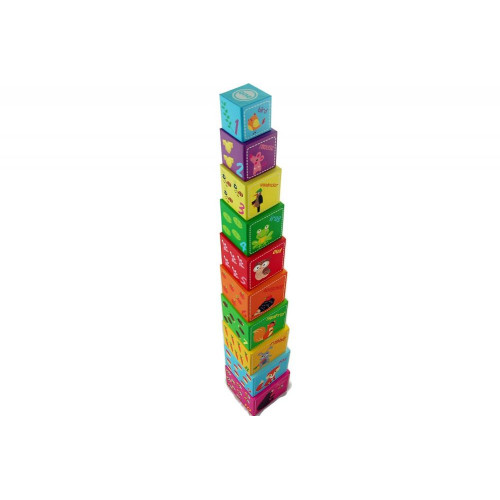 Pyramída z kociek Les