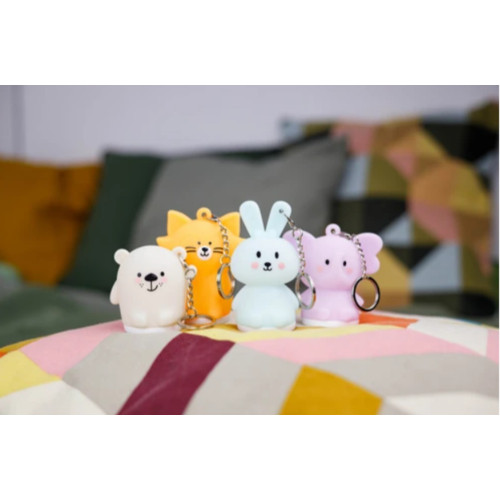 Svietiaca silikónová kľúčenka Sloník - fialový