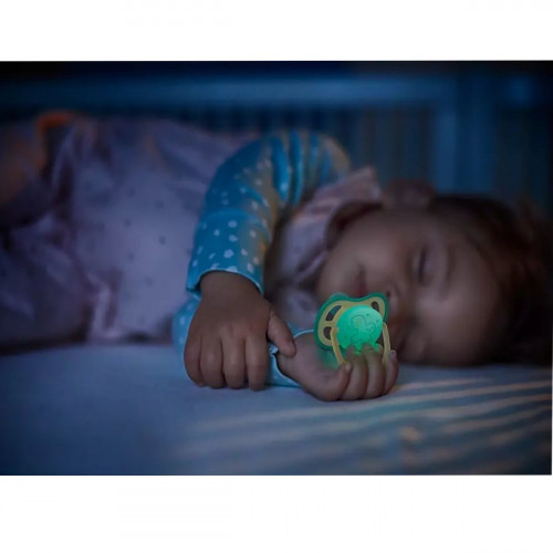 Dojčenský cumlík, cumlík Air, nočné, 0-6m, Star