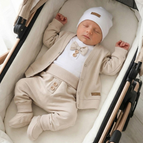 Bavlnená sada, body, nohavice, motýlik a čiapka Elegant Boy 5D, béžová/biela