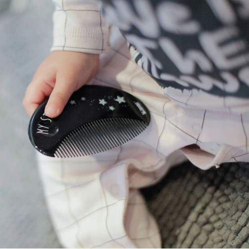 Minene Hrebienok s kefou na vlasy - čierny