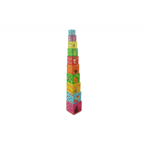Pyramída z kociek Les