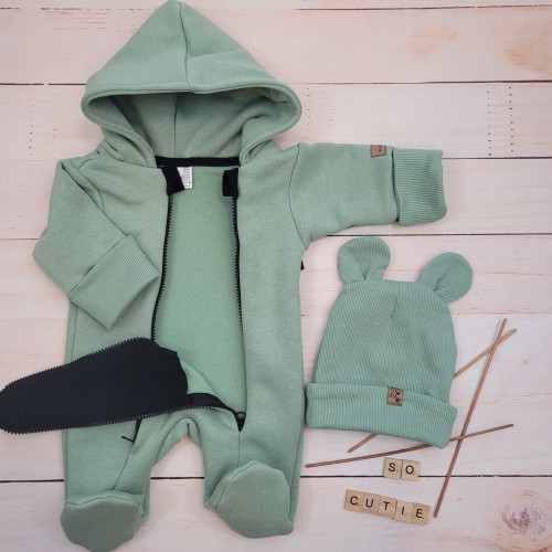 Oteplený detský overal so šľapkami a kapucňou + čiapočka, 2D, zelená, 74