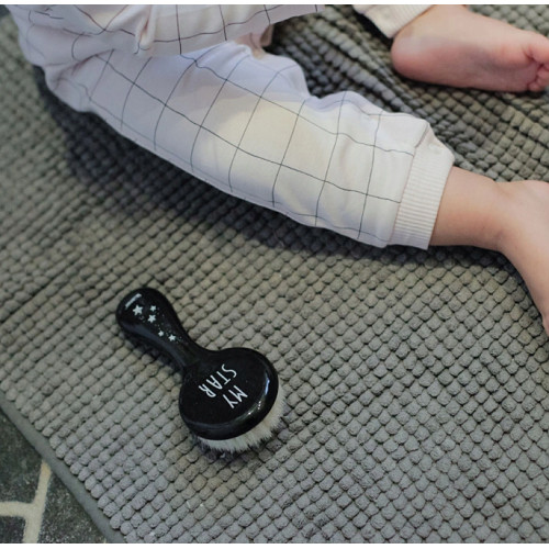 Minene Hrebienok s kefou na vlasy - čierny