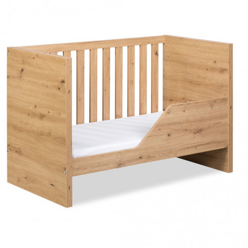 Bariéra k postieľke., Amelie, dub