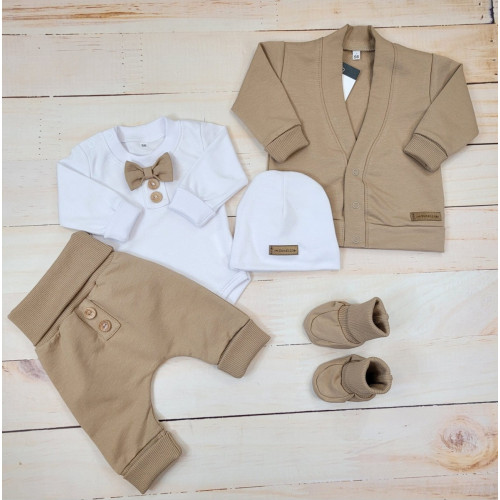 Bavlnená sada, body, nohavice, motýlik a čiapka Elegant Boy 5D, Kazum, mocca/biela, veľ.62