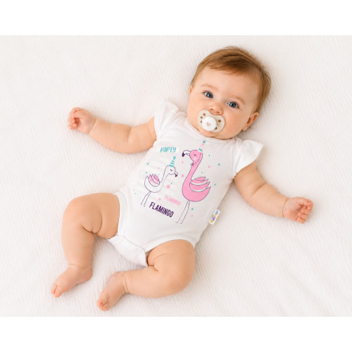 Baby Nellys Bavlnené dojčenské body, kr. rukáv, Flamingo - biele, veľ. 86