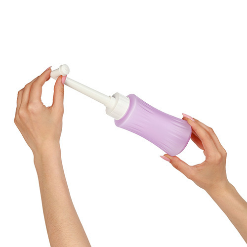 Popôrodná fľaška na intímnu hygienu s tryskou 340 ml, fialová