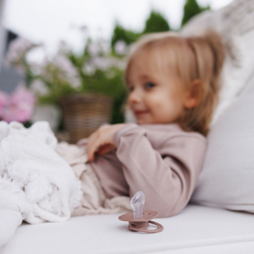 Cumlík silikónový, anatomický tvar, 18m +, 2 ks - Nature