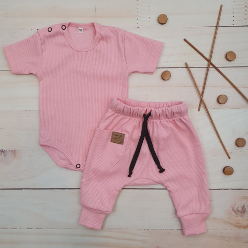 Rebrovaná súprava body kr. rukáv + tepláčiky Magic, bavlna, ružová, veľ. 74