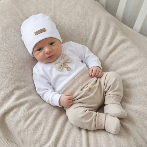 Bavlnená sada, body, nohavice, motýlik a čiapka Elegant Boy 5D, béžová/biela