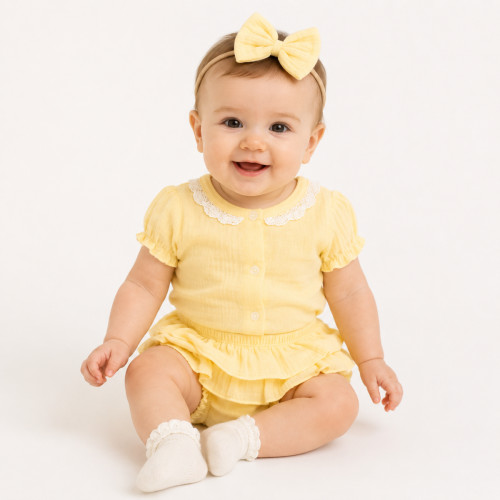 Baby Nellys 3-dielna mušelínová súpravička, body, kraťasky+čelenka GIRL, žltá, veľ. 62