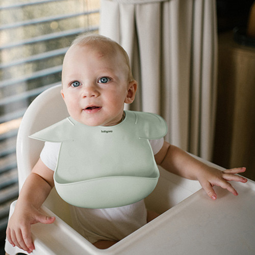 Silikónový podbradník s regulovaným zapínaním a vreckom, mätový