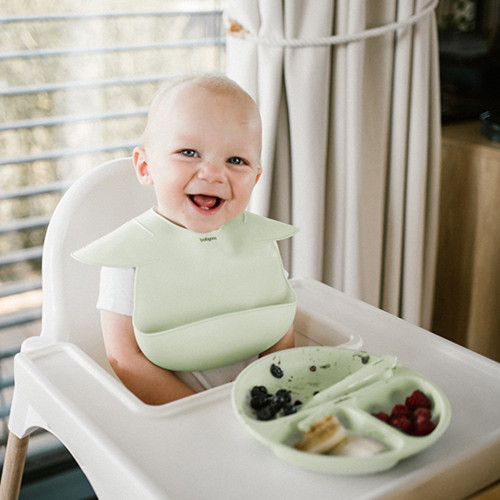 Silikónový podbradník s regulovaným zapínaním a vreckom, mätový